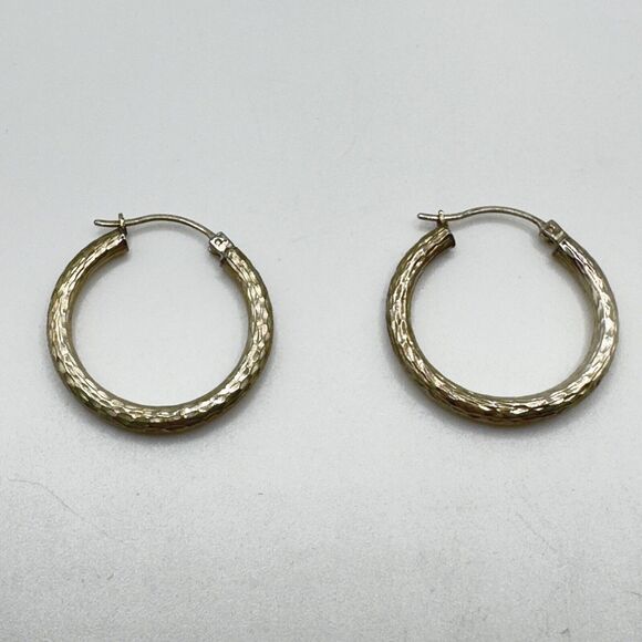 Vintage Textured Sterling Silver Medium Hoop Earrings Minimalist Signed AAJ Ster - Picture 3 of 10